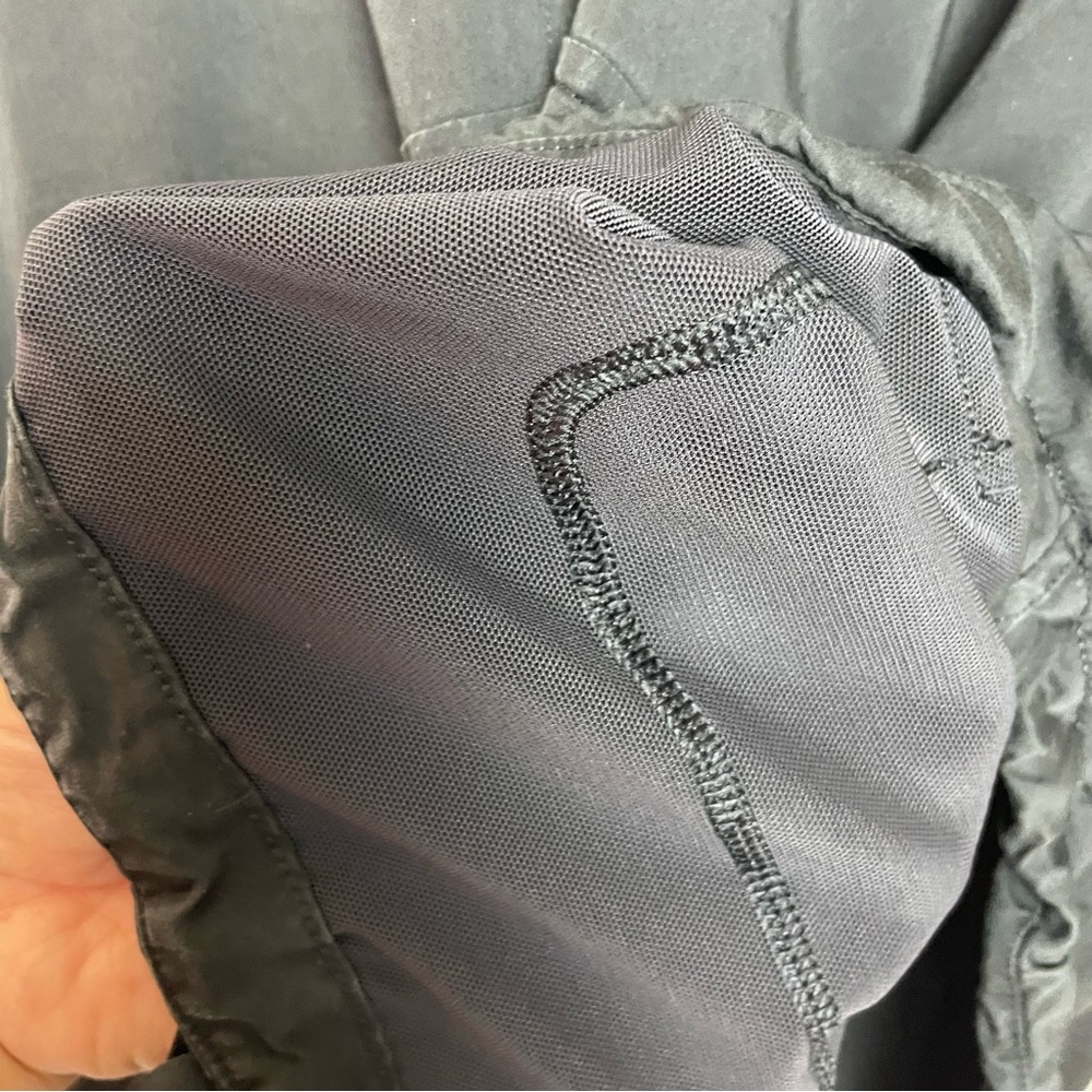 Black Hooded Pullover Jacket - Picture 7 of 11